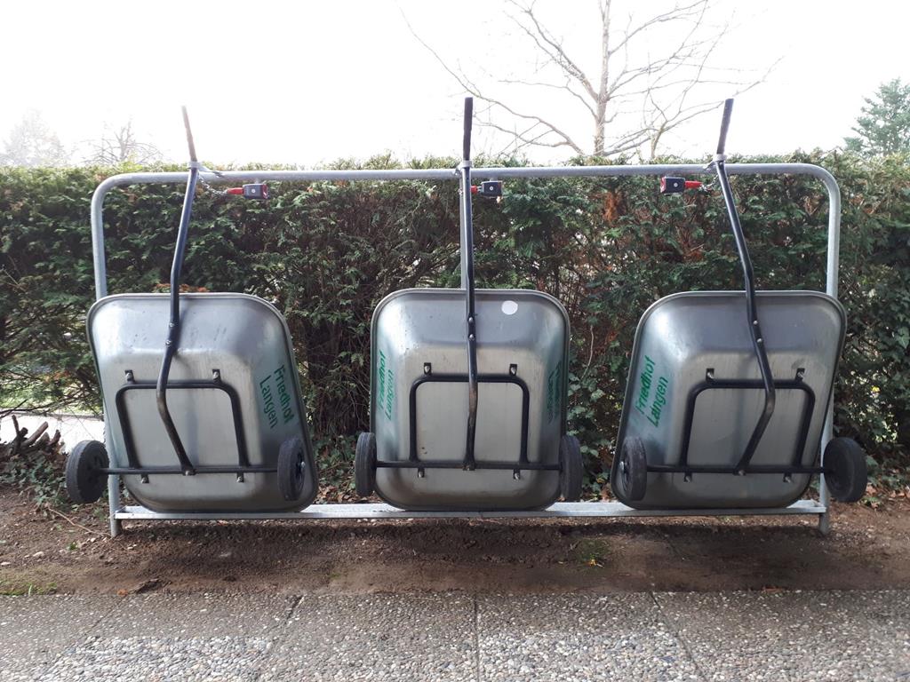 Handwagenstation, verzinkt mit 3 Wagen + 2€-Pfandschlösser (Bügelform z. Einb.)